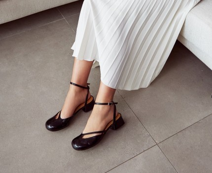 Zapato de mujer en piel con...